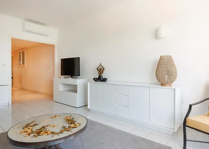 Cannes: Croisette Quartier Martinez - 90m² Daire *
