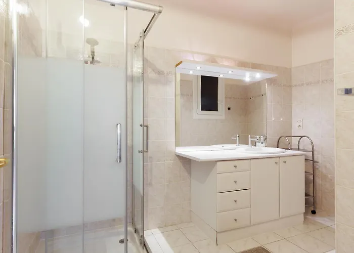 Cannes: Croisette Quartier Martinez - 90m²