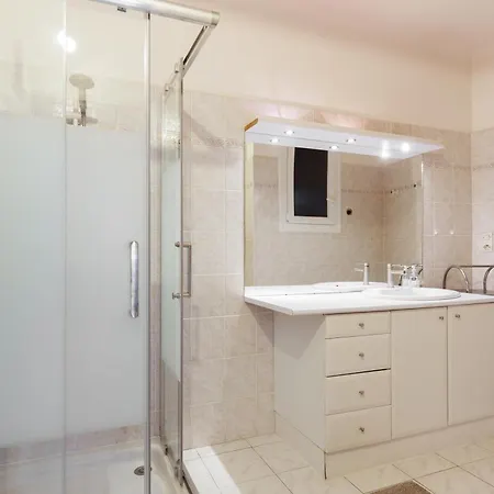 Cannes: Croisette Quartier Martinez - 90m²